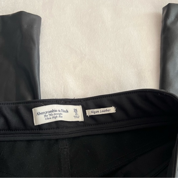 Abercrombie & Fitch The 90’s Straight Ultra High Rise Vegan Leather Pants - Picture 4 of 13